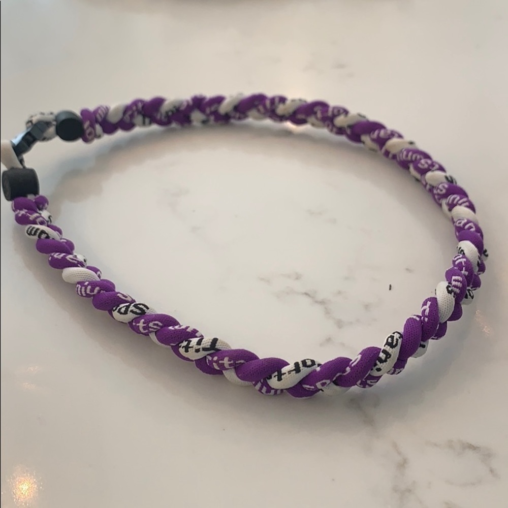 Sport Necklace (Purple/White)